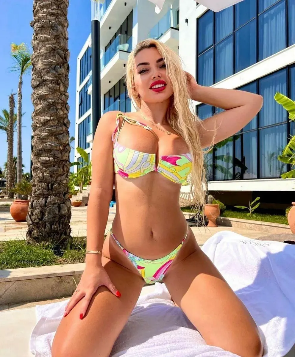 Charmante Chloé