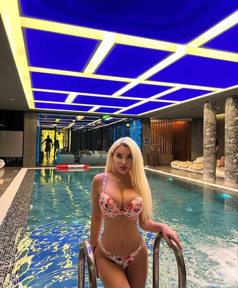 Charmante Chloé