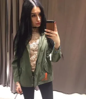 Charmante Chloé