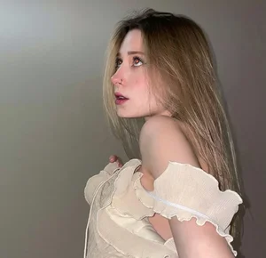 Clara